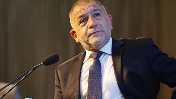 “No me bajo de ningún lado, pero tampoco me subo”