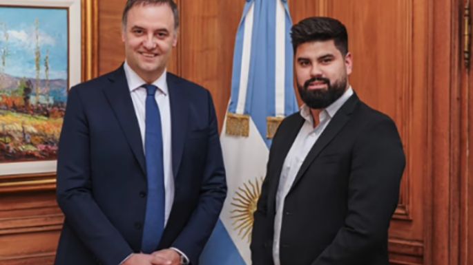 Hay nuevo secretario