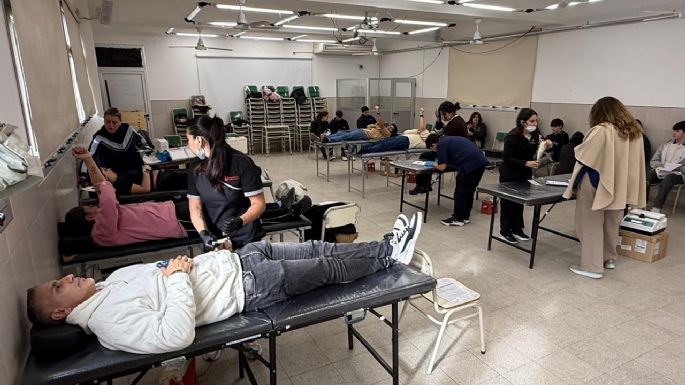 En el Manuel Belgrano se donó sangre en una jornada impulsada por adolescentes