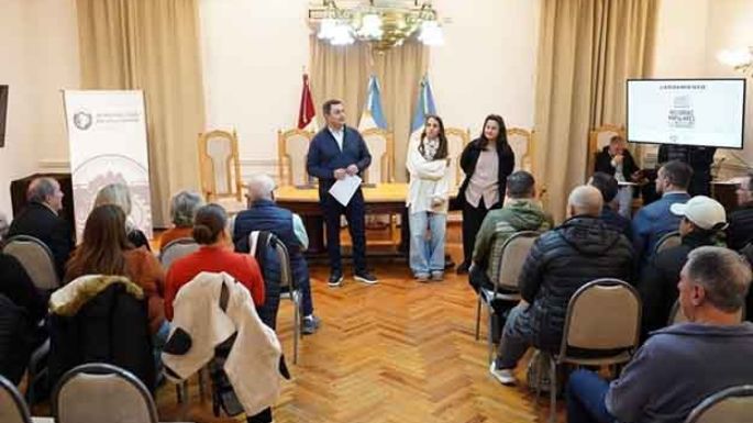 Historia de las instituciones que crecieron al ritmo de la ciudad