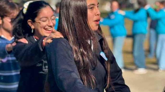 Estudiantes  unieron voces y construyeron redes en una jornada única
