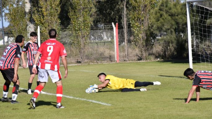 Alumni eliminó a Alem por penales y está en semifinales del Apertura