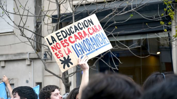 Reactivan el debate