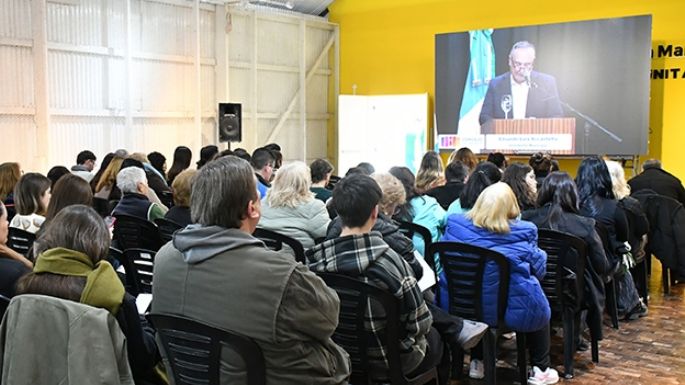 Accastello apuntaló la seguridad y profundizó sobre la realidad social