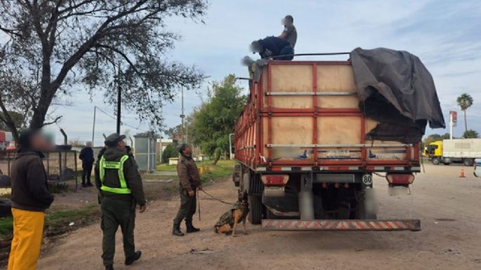Hallan en Villa Nueva 1.100 litros de éxtasis oculto en un camión