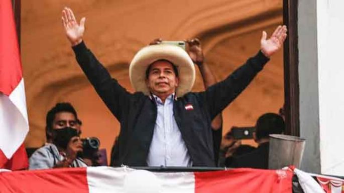 La izquierda triunfó en la segunda vuelta de los comicios de Perú