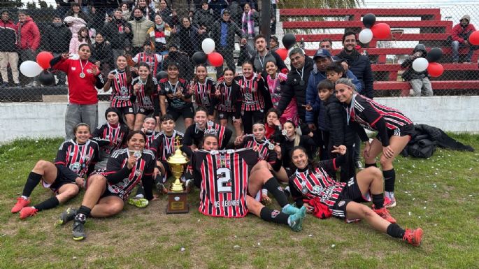 Alem campeón del Torneo Apertura de fútbol femenino