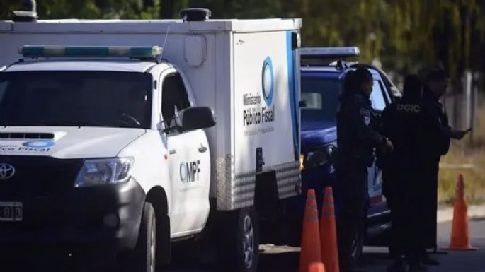 Dos jóvenes murieron en un choque y la moto desapareció de la escena