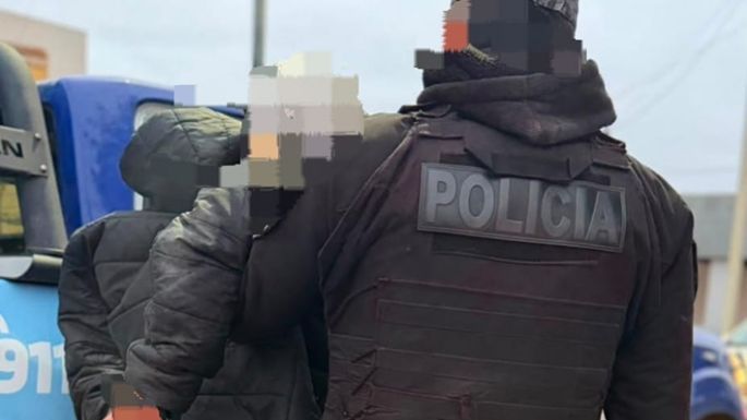 Quisieron llevarse una moto ajena y terminaron presos