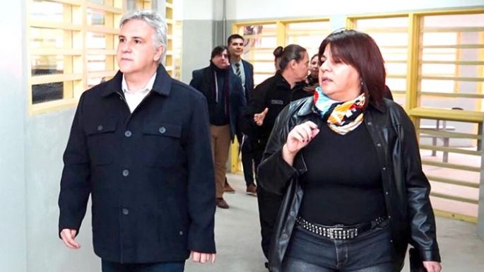 Llaryora visitó la cárcel de máxima seguridad