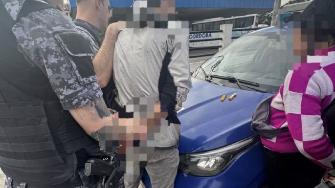 Robaron en una vivienda deshabitada, pero fueron descubiertos en flagrancia por las cámaras