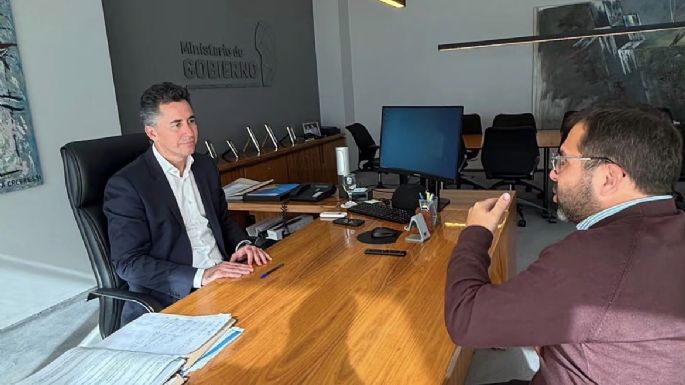 Llaryora reorganiza su gabinete: Manuel Calvo asume como jefe de Gabinete