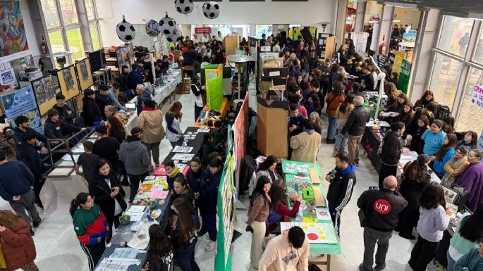 Estudiantes de toda la ciudad expusieron su creatividad en la Feria de Ciencias local