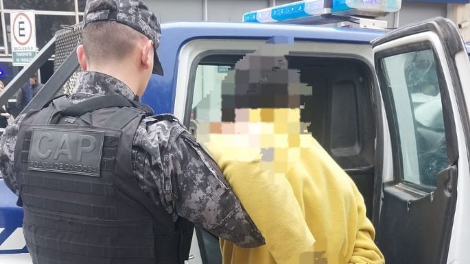 Detuvieron a un cuidacoches en la vía pública
