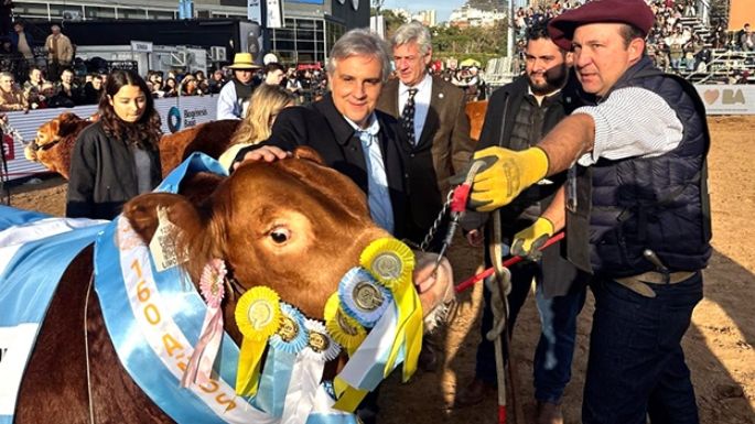 Llaryora destacó el potencial productivo de Córdoba