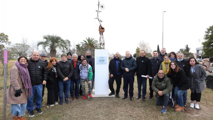 Inauguraron una escultura en homenaje a los héroes de Malvinas en Villa María