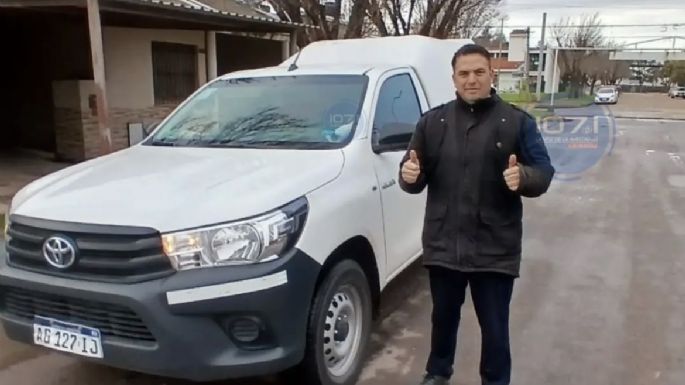 El histórico pescador de Villa María ya no usa parlante para anunciar su llegada y los vecinos salieron a defender la tradición