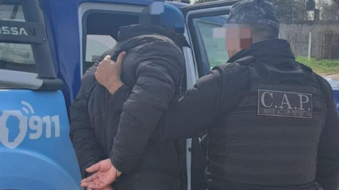 No podía acercarse a su madre, pero fue a la casa para llevarse un perfume 