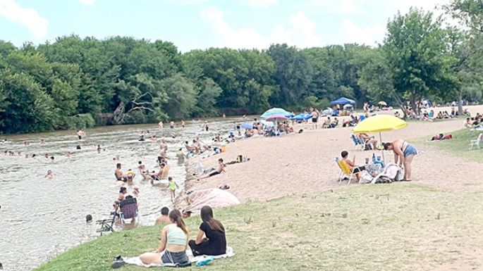 Ediles piden bajadas accesibles en las playas