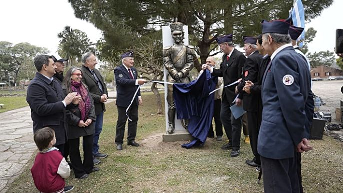 Justo reconocimiento a Granaderos Reservistas