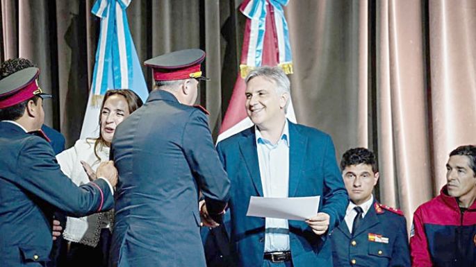 Entregaron subsidios a cuarteles de Bomberos