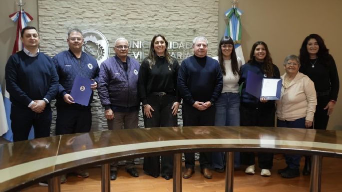 El municipio aportó a dos instituciones fondos del estacionamiento medido