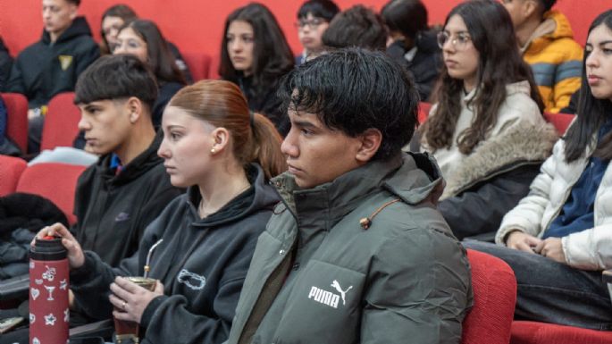 Estudiantes secundarios avanzaron en nuevas propuestas para mejorar sus escuelas y la comunidad