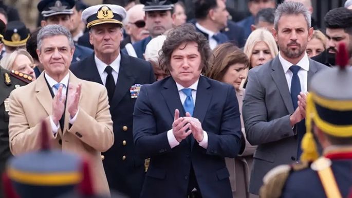 El presidente ponderó el rol  represivo de las Fuerzas Armadas