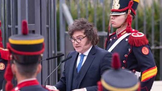 “Algunos quieren volver al pasado”, dijo Milei en la ceremonia de San Martín