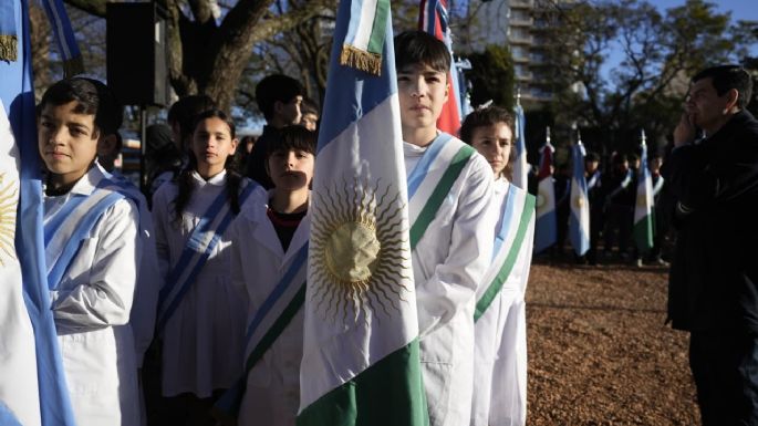 Conmemoraron el Día de la Bandera Oficial de Villa María y el 111° aniversario de la declaración de la ciudad