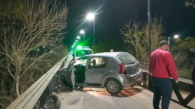 Tres heridos en choques y dos incendios en La Calera