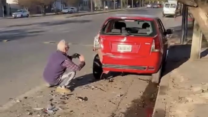 El hombre que chocó el auto en el bulevar Vélez Sarsfield se contactó con el damnificado