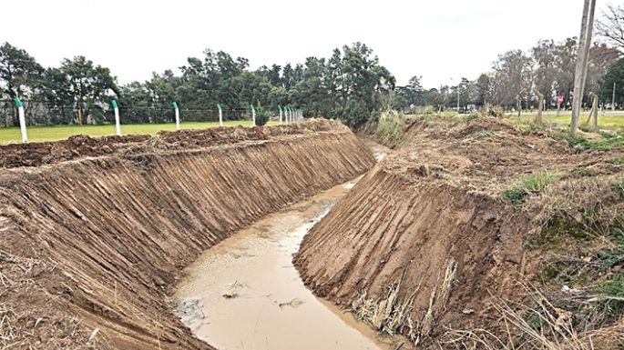 Realizarán varias obras para mejorar la capacidad del canal