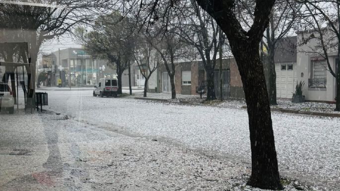 Granizo en Marcos Juárez y Río Cuarto: rige un aviso por tormentas fuertes en el sudeste cordobés