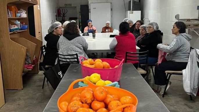 Con cupo completo, comenzó el taller de conservas artesanales en la Escuela Granja