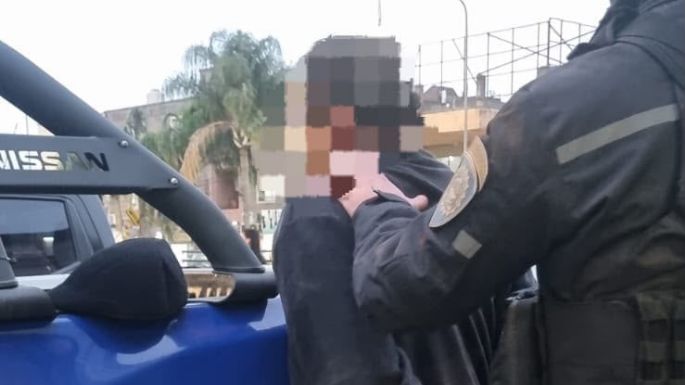 Fue detenido por agredir a otro hombre en la Terminal