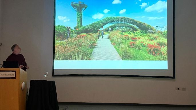 Accastello dijo que 50 mil plantas cubrirán los nuevos edificios del Parque de la Vida