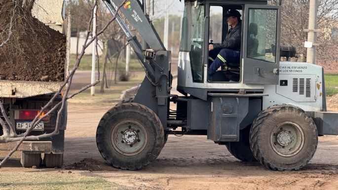Iniciaron la pavimentación de la calle Padre Hugo Salvato