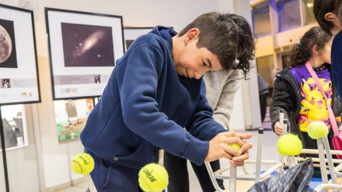 ‘Démosle Pelota al Autismo’ llegó a la Medioteca y esparce su mensaje de inclusión