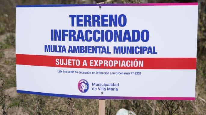 Terrenos en situación de abandono: ponen cartelería municipal