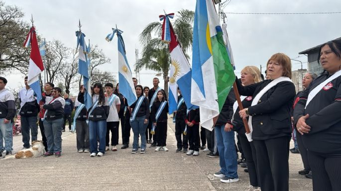 Estudiantes de cuarto año prometieron lealtad a la bandera de Córdoba