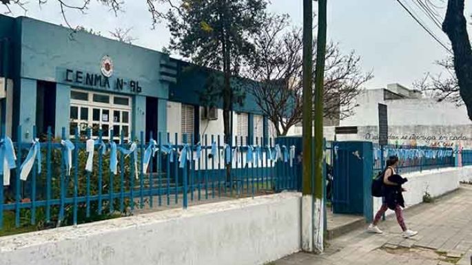 Apartan a directora