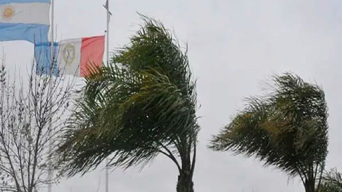 Advierten por ráfagas de hasta 90 km/h y fuertes tormentas para este domingo