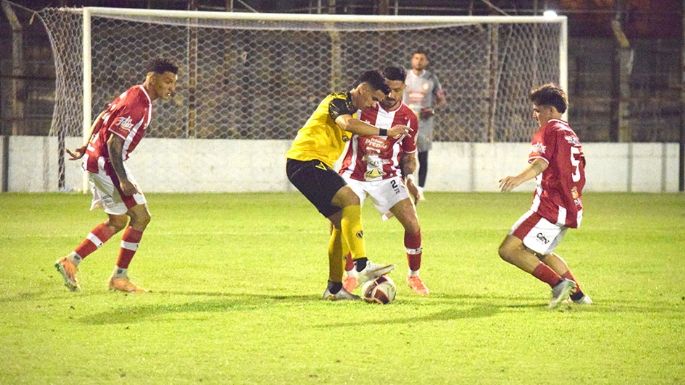 Alumni sigue imparable