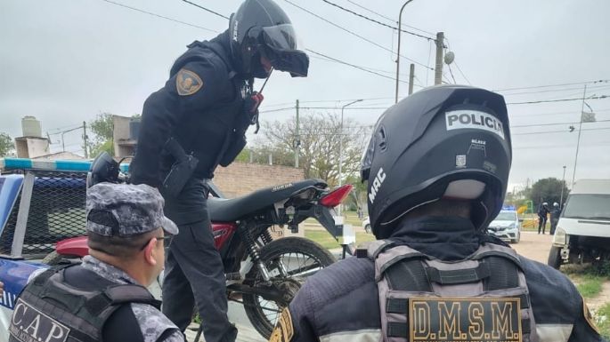 Amplio operativo policial en barrio Los Olmos: hubo diez detenidos