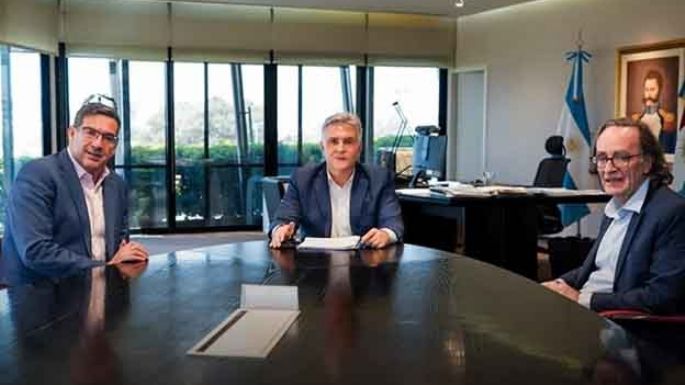 Llaryora suma a Giordano en Bancor