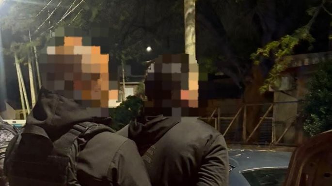Iba a alta velocidad, pasando semáforos en luz roja durante la madrugada: quedó preso