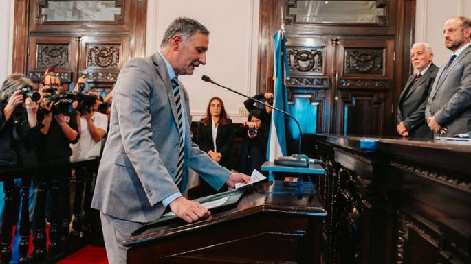 Guillermo Arias juró para remplazar a Marta Vidal