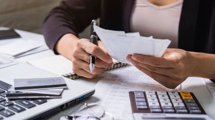 La mora de las familias mostró una leve baja, pero volvió a subir en las empresas